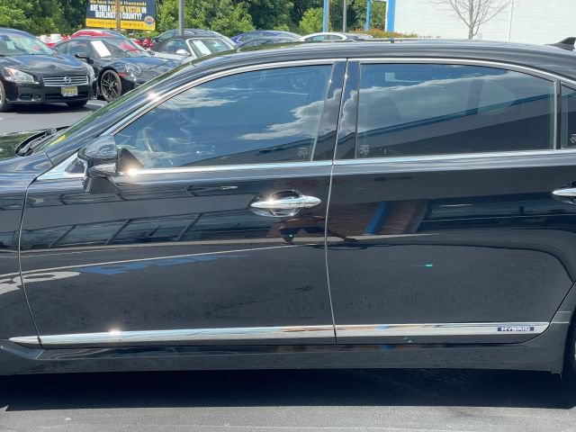 Used 2013 Lexus LS 600h L AWD/4WD image 16