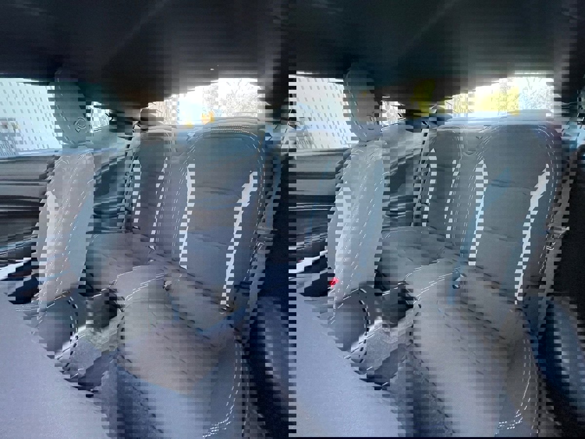 Used 2018 Chevrolet Camaro LT w/ RS Package image 15