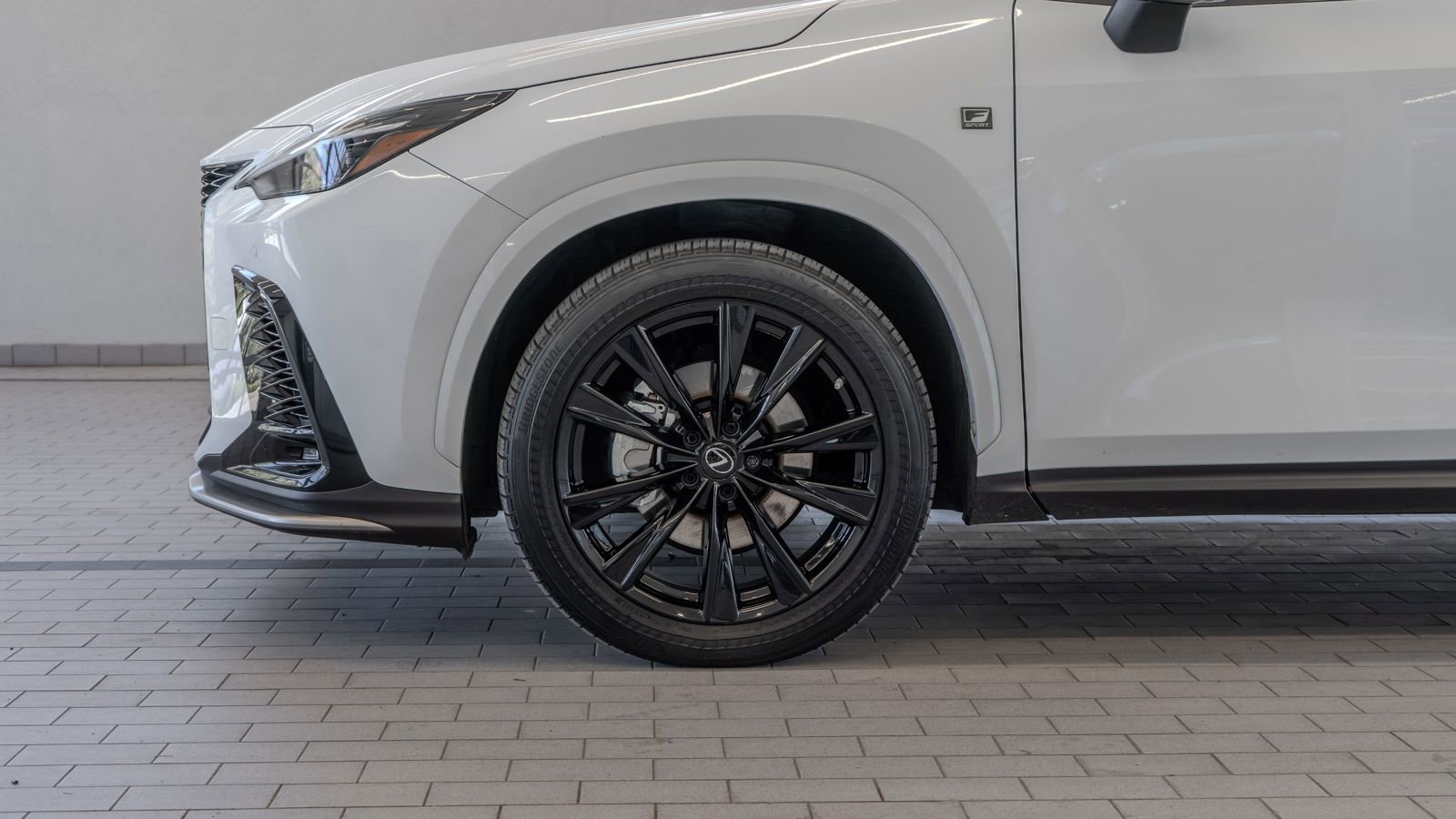 Used 2023 Lexus NX 450h+ F Sport w/ Accessory Package (Z2) AWD/4WD image 4
