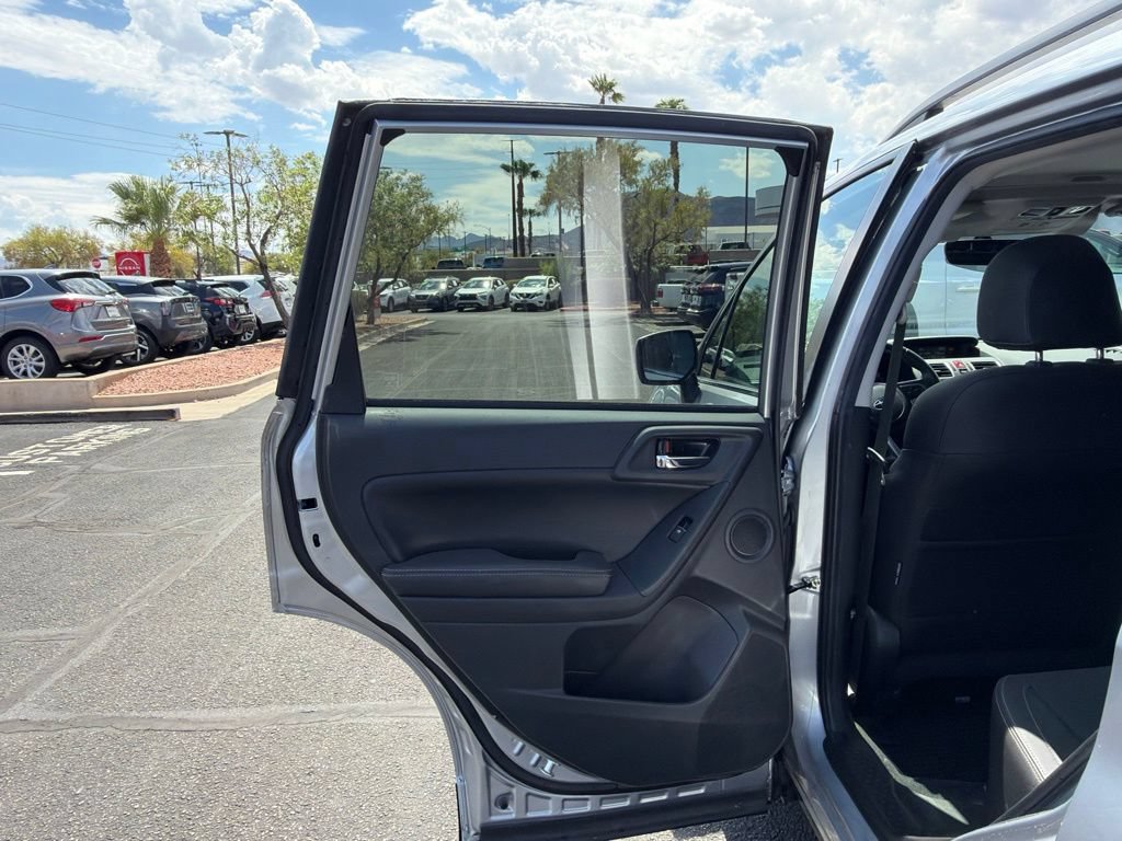 Used 2018 Subaru Forester 2.5i Limited AWD/4WD image 8