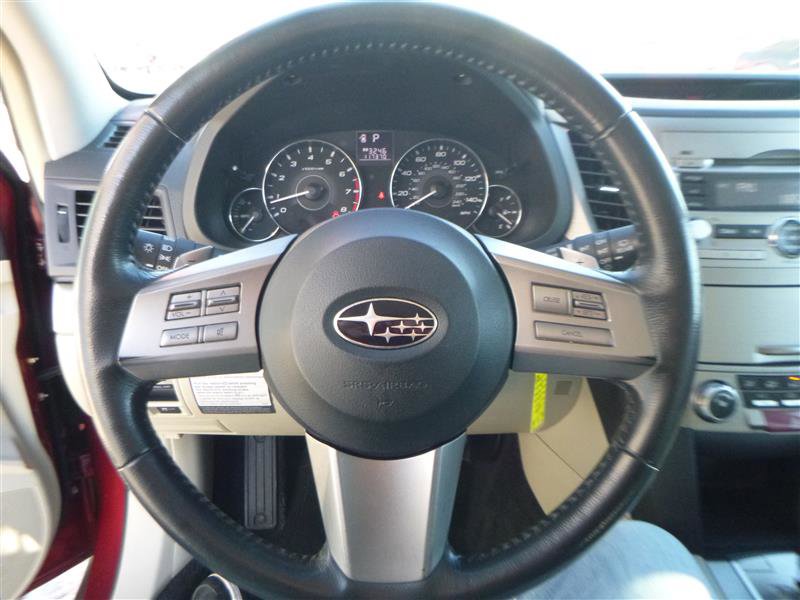 Used 2011 Subaru Outback 2.5i Premium image 11