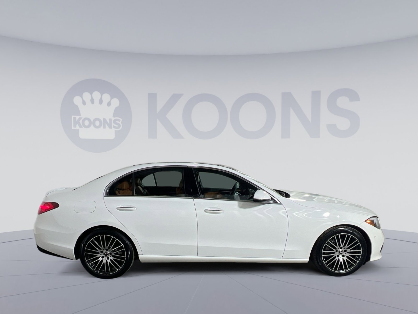 Used 2023 Mercedes-Benz C 300 4MATIC Sedan image 5