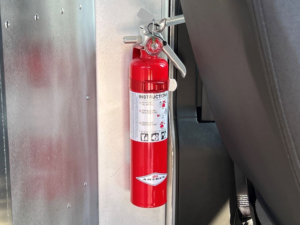 Used 2024 RAM ProMaster 3500 w/ Delivery Van Package image 13