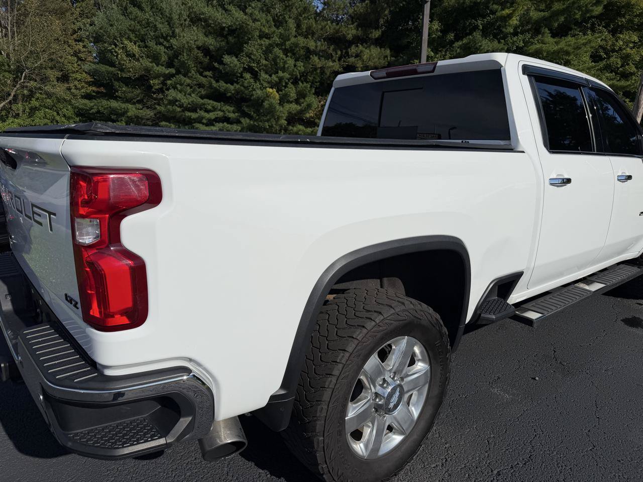 Used 2020 Chevrolet Silverado 2500 LTZ w/ LTZ Plus Package AWD/4WD image 16