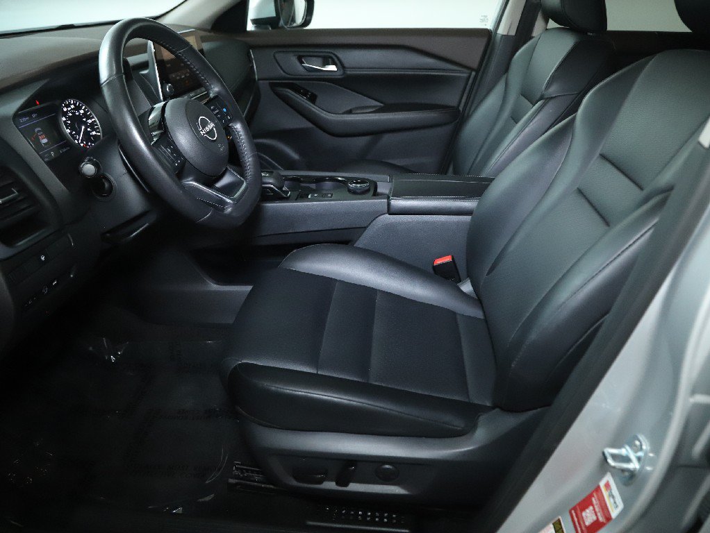 Certified 2023 Nissan Rogue SV w/ SV Premium B Package AWD/4WD image 21