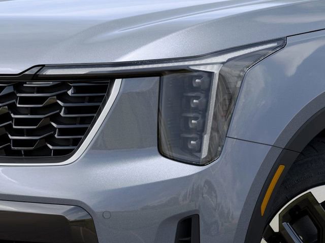 Certified 2025 Kia Sorento S w/ Panoramic Sunroof Package image 10