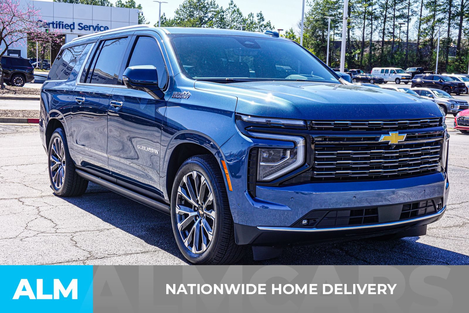 Used 2025 Chevrolet Suburban High Country AWD/4WD image 5