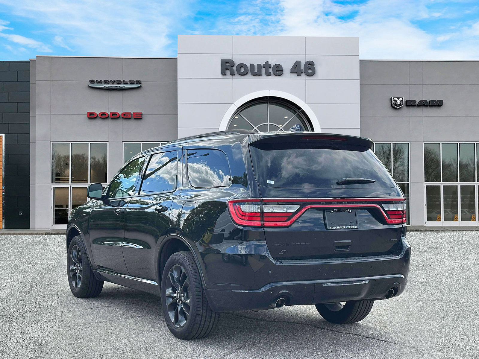 Used 2025 Dodge Durango GT AWD/4WD image 4