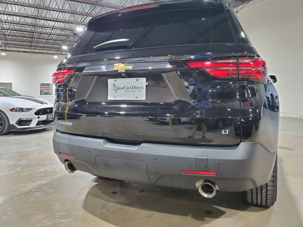 Used 2022 Chevrolet Traverse LT image 62