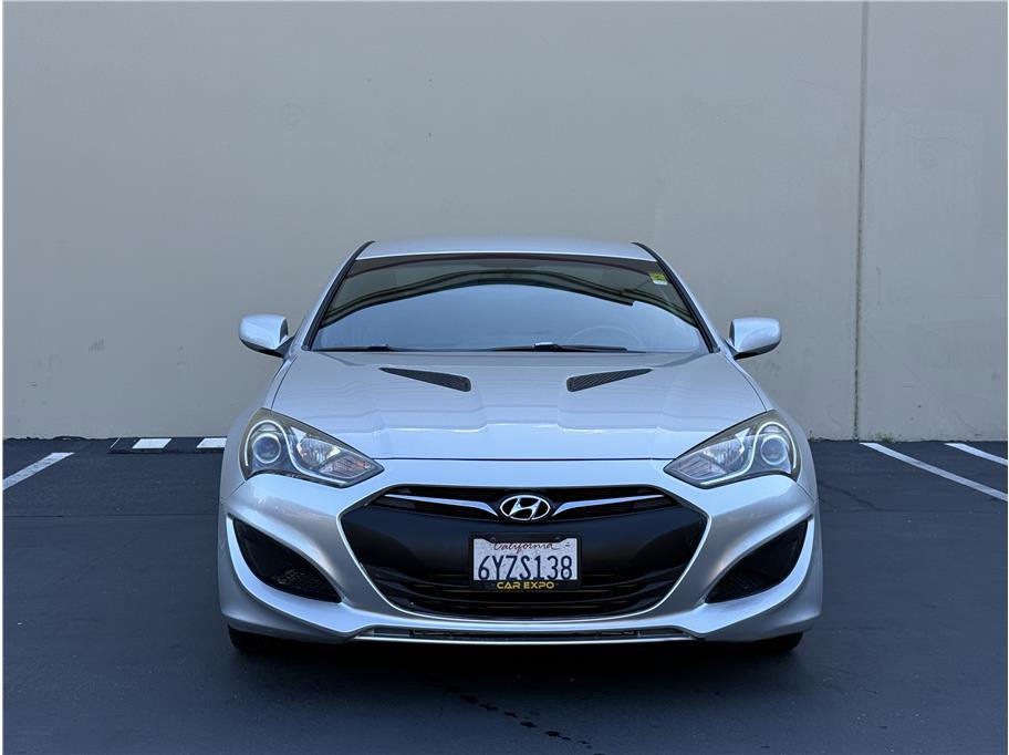 Used 2013 Hyundai Genesis 2.0T image 3