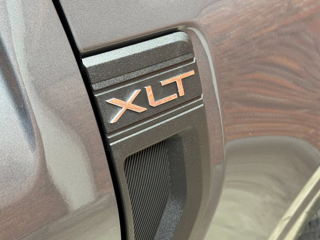 New 2026 Ford Maverick XLT w/ XLT Luxury Package AWD/4WD image 6