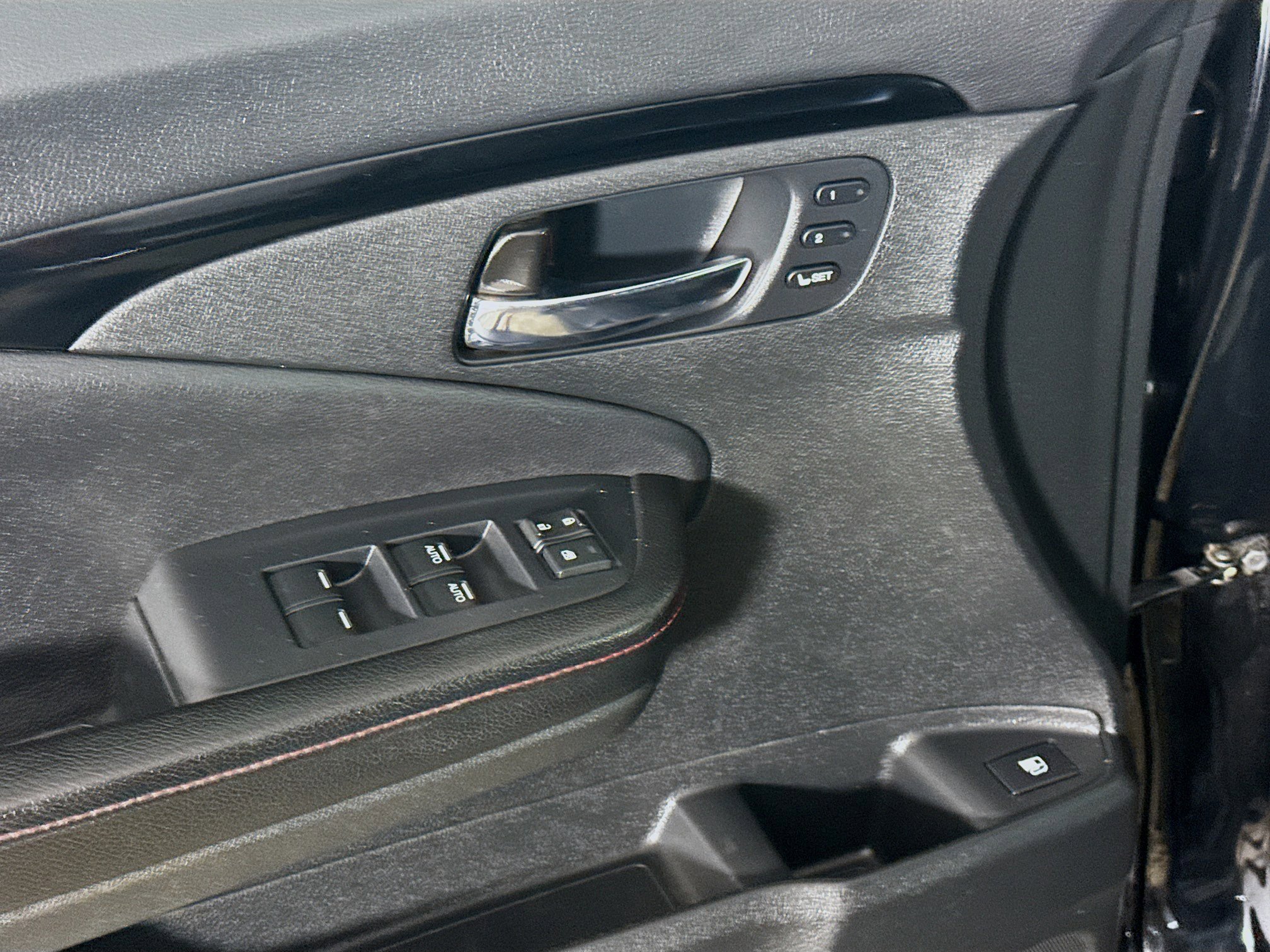 Used 2017 Honda Ridgeline Black Edition image 24