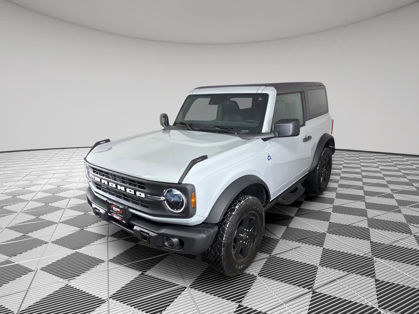 Used 2024 Ford Bronco Black Diamond image 10