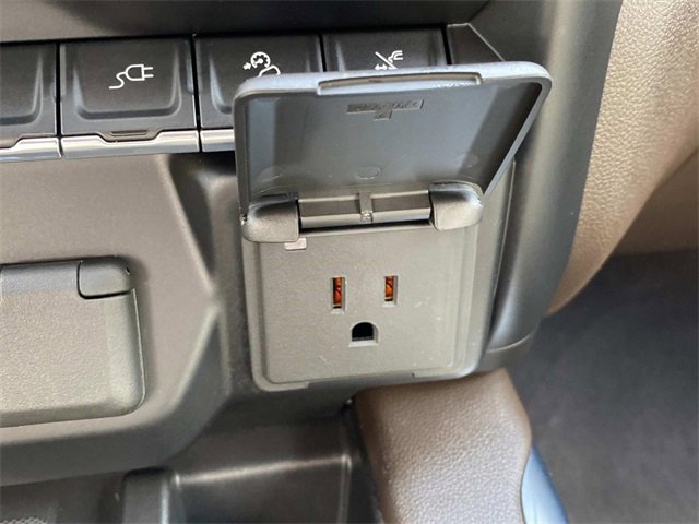 Used 2022 GMC Sierra 3500 Denali w/ Denali Ultimate Package image 26