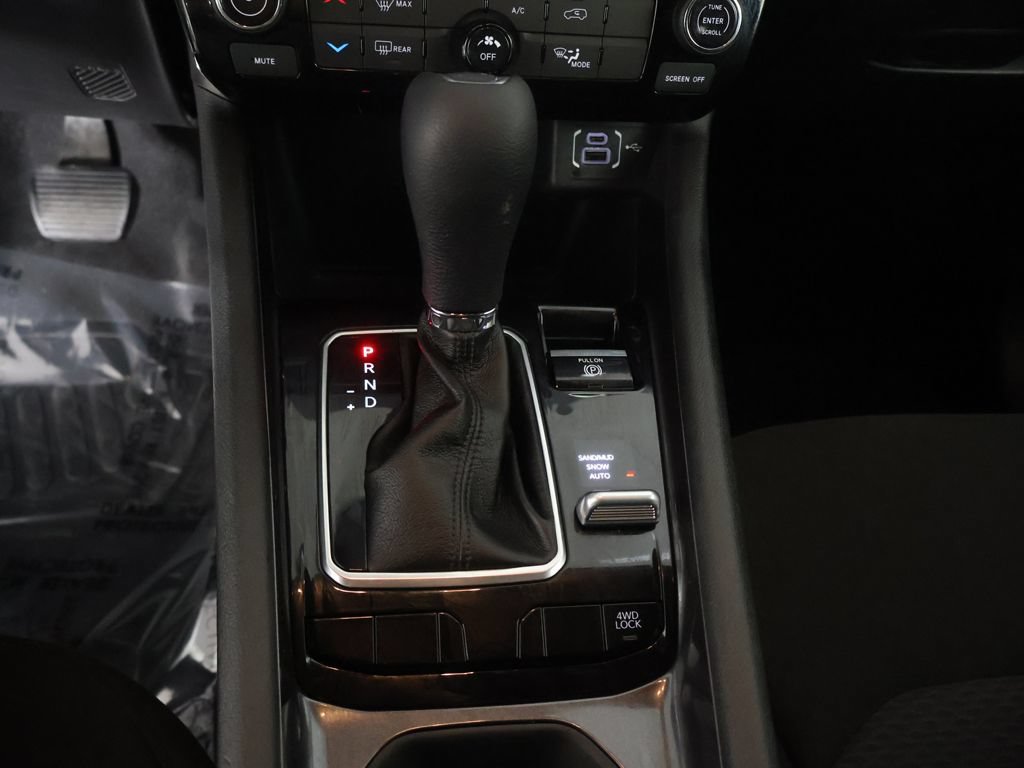 Used 2025 Jeep Compass Sport AWD/4WD image 39
