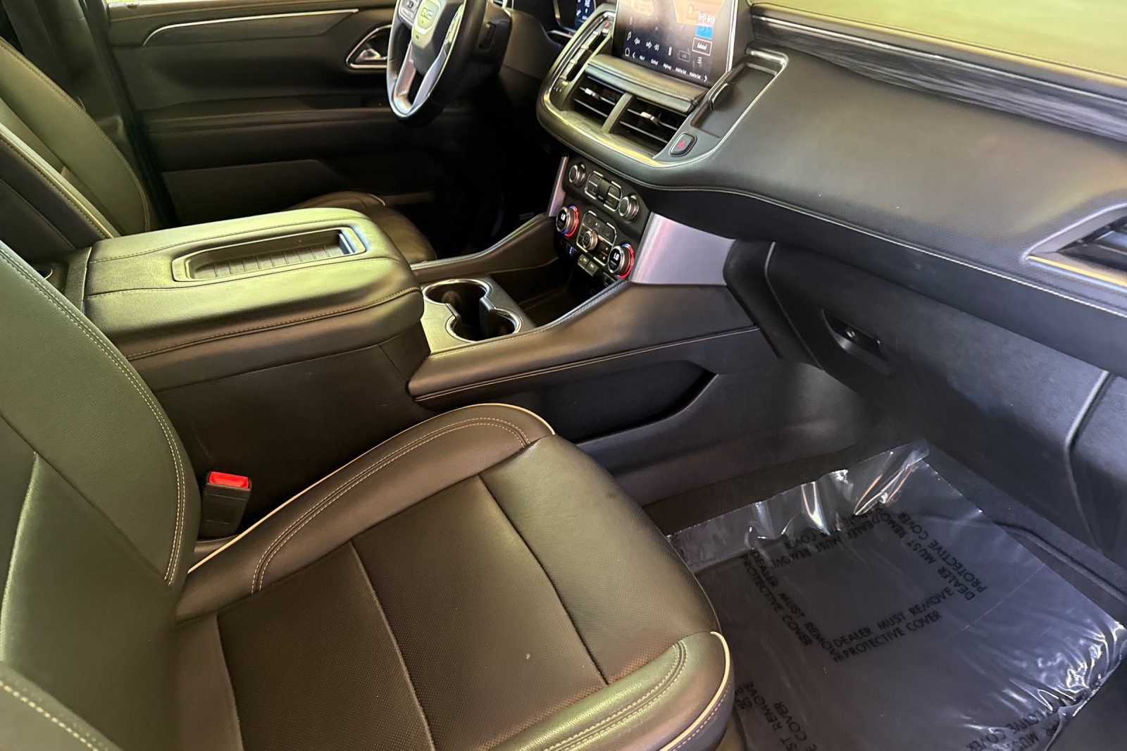 Used 2023 GMC Yukon XL SLT AWD/4WD image 21