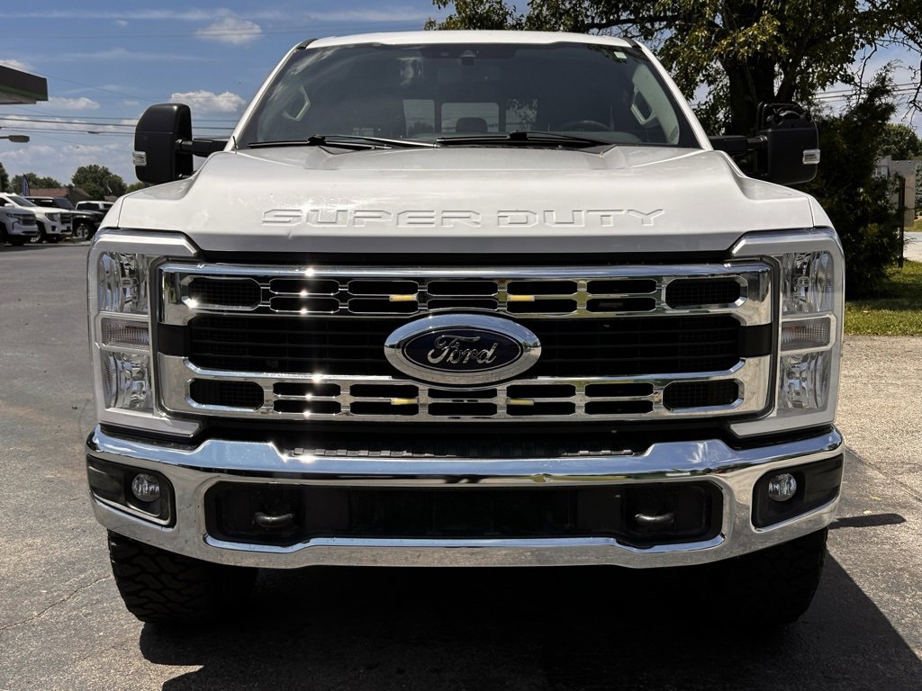 Used 2023 Ford F250 XLT w/ FX4 Off-Road Package image 2