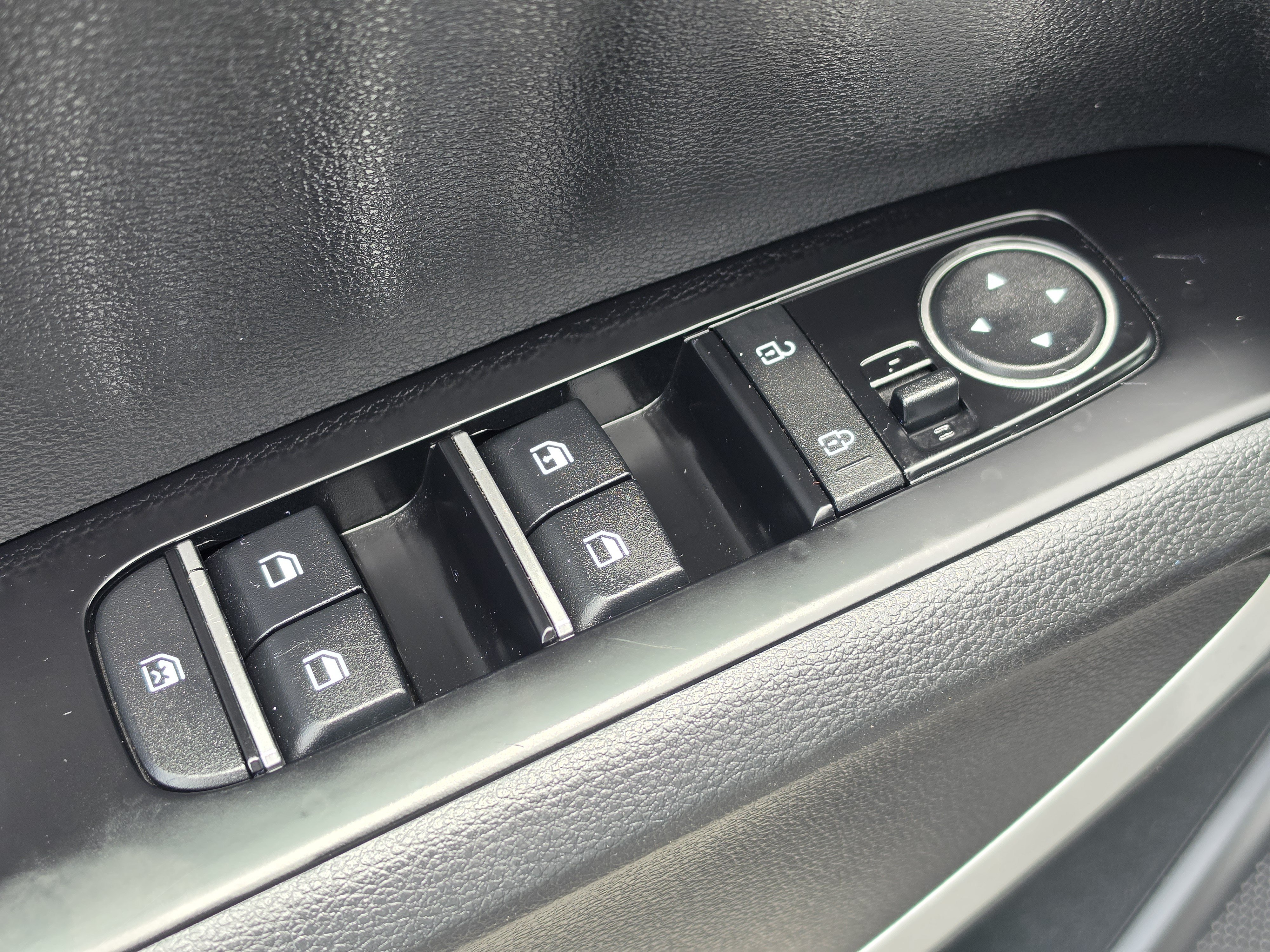 Used 2024 Kia Soul LX w/ Option Group 015 FWD image 22