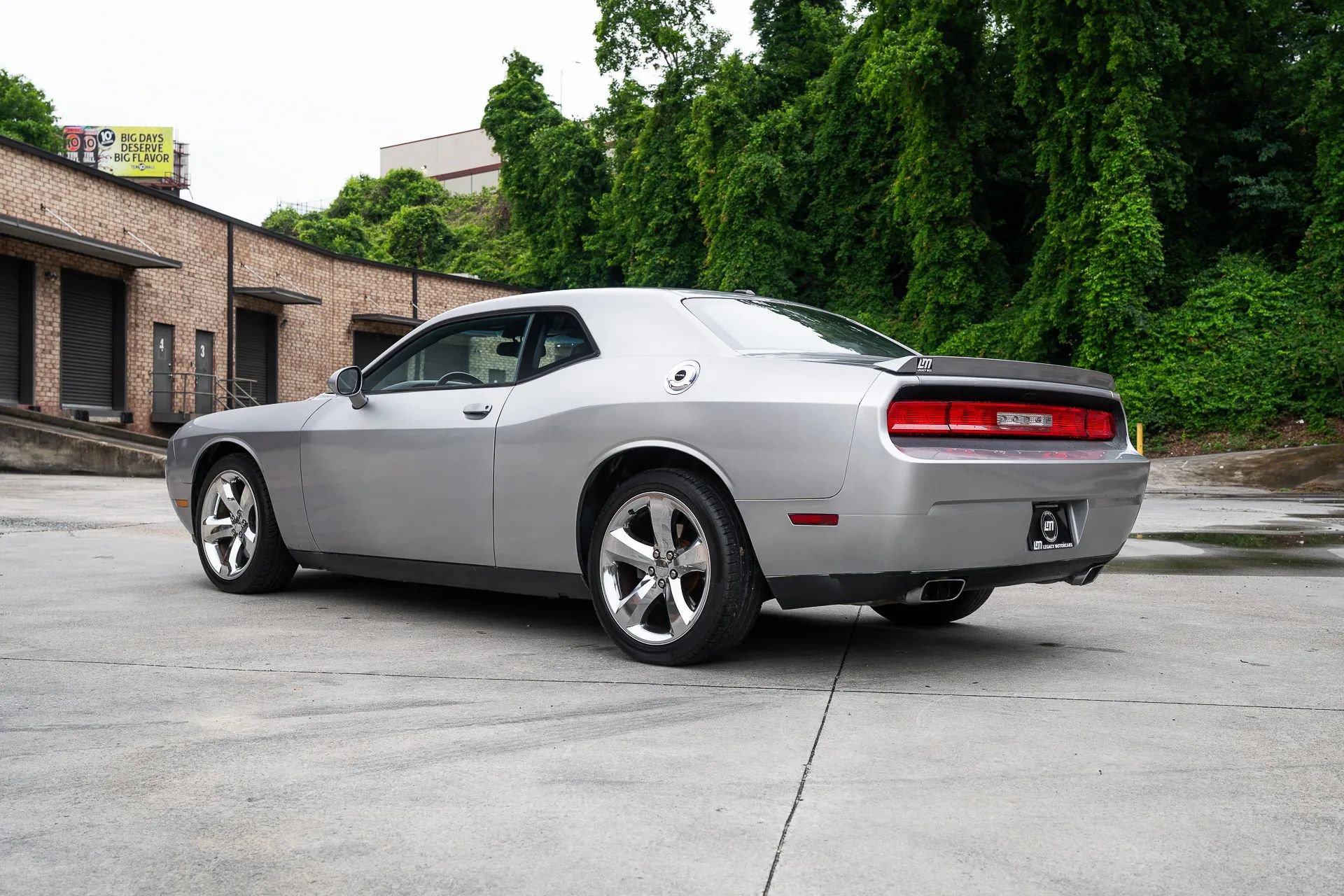 Used 2013 Dodge Challenger SXT w/ Super Sport Group RWD image 6