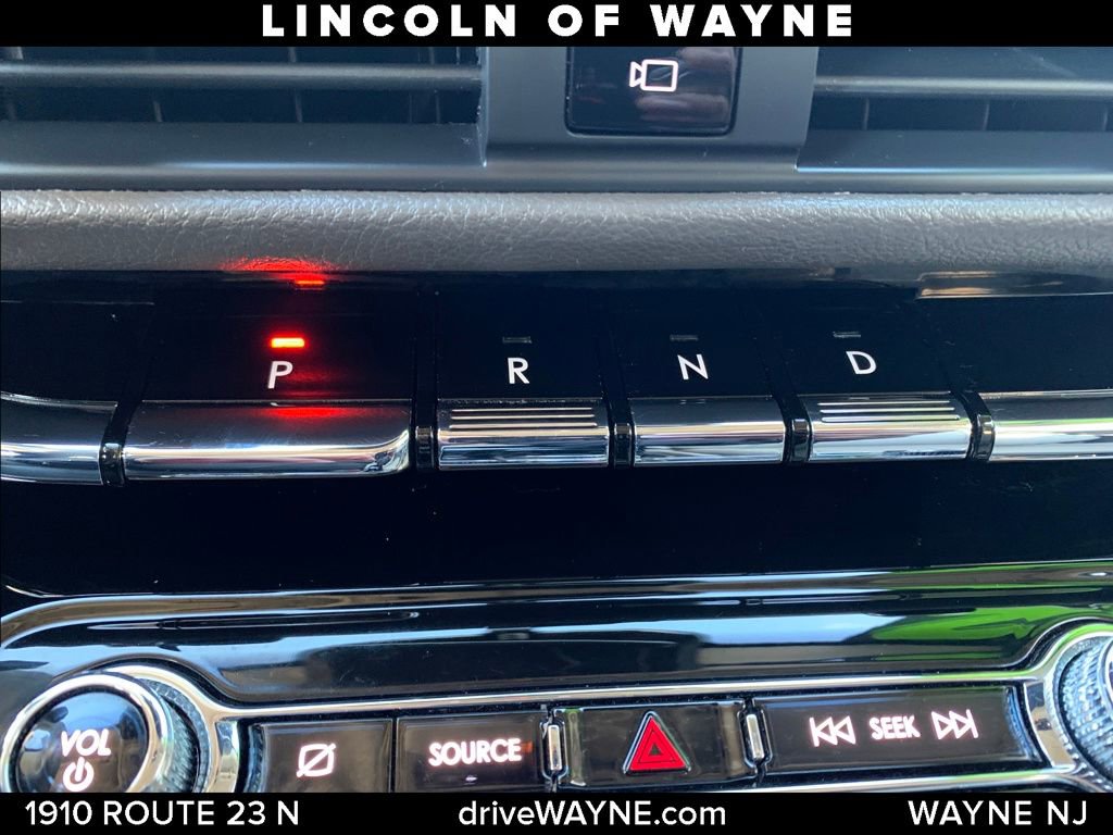 Certified 2022 Lincoln Corsair AWD w/ Equipment Group 101A image 16