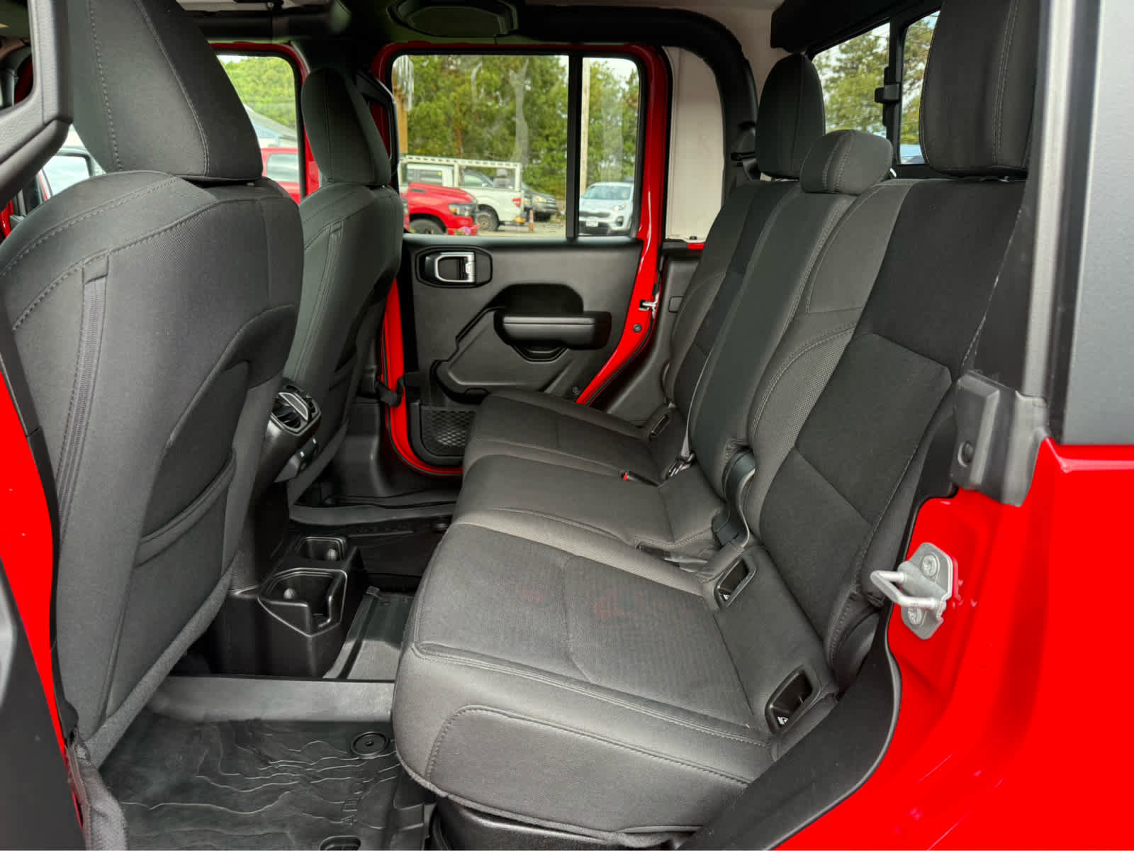 Used 2021 Jeep Gladiator Sport image 25