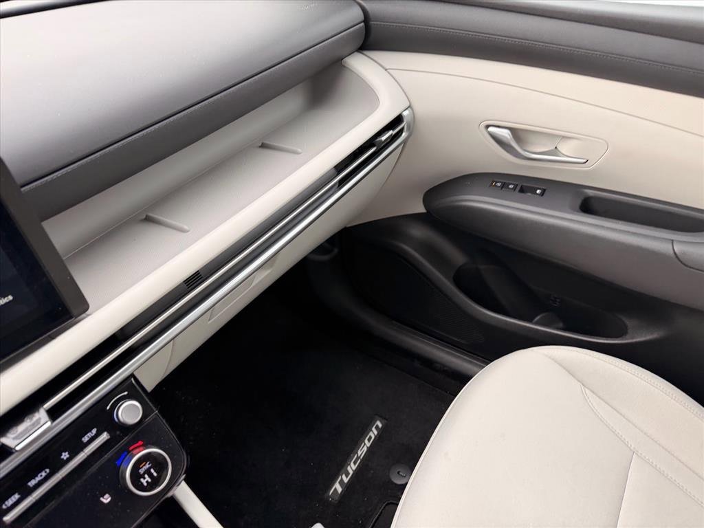 New 2025 Hyundai Tucson SEL image 11
