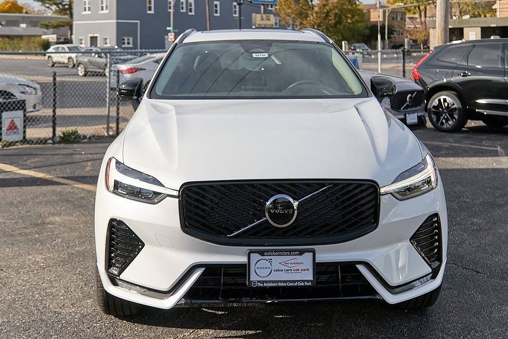 New 2026 Volvo XC60 B5 Core image 5