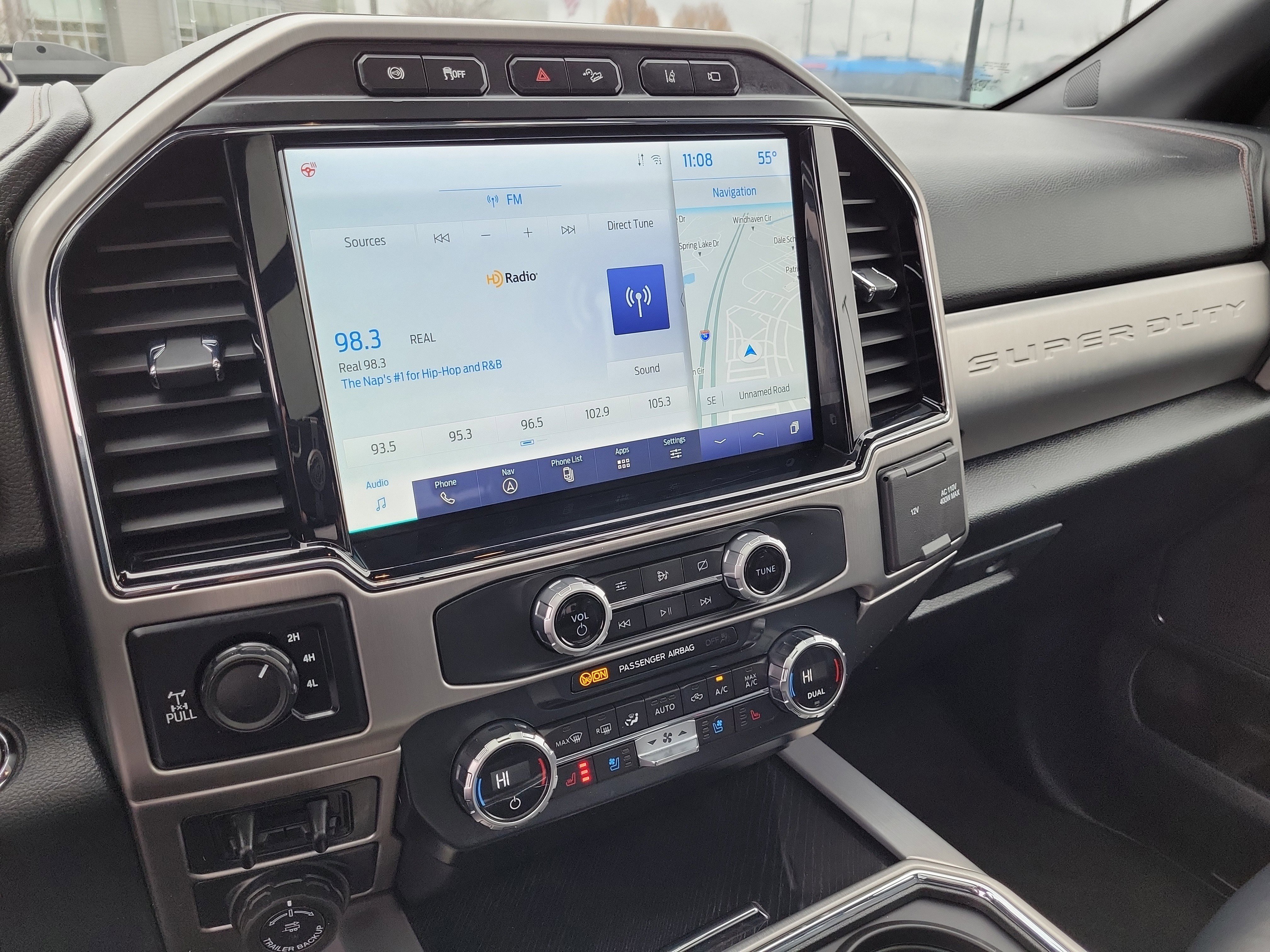 Certified 2022 Ford F250 Platinum w/ FX4 Off-Road Package image 30