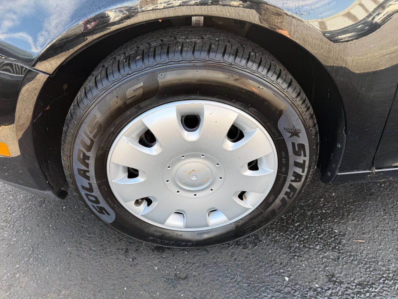 Used 2009 Volkswagen Rabbit S image 14