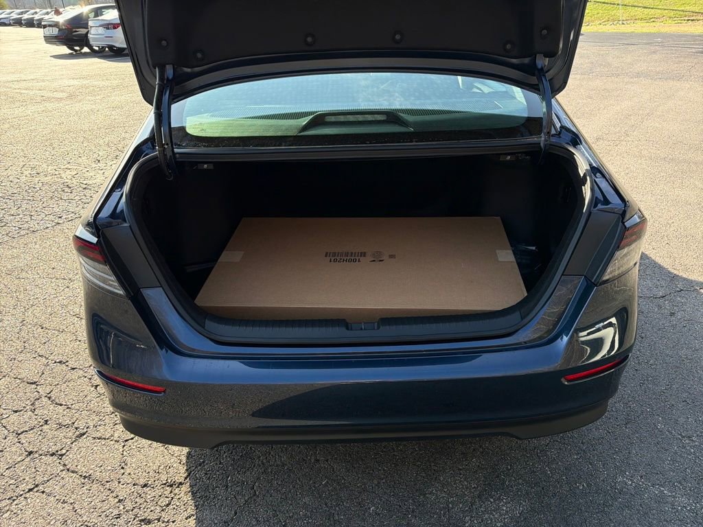 New 2026 Honda Accord SE image 24