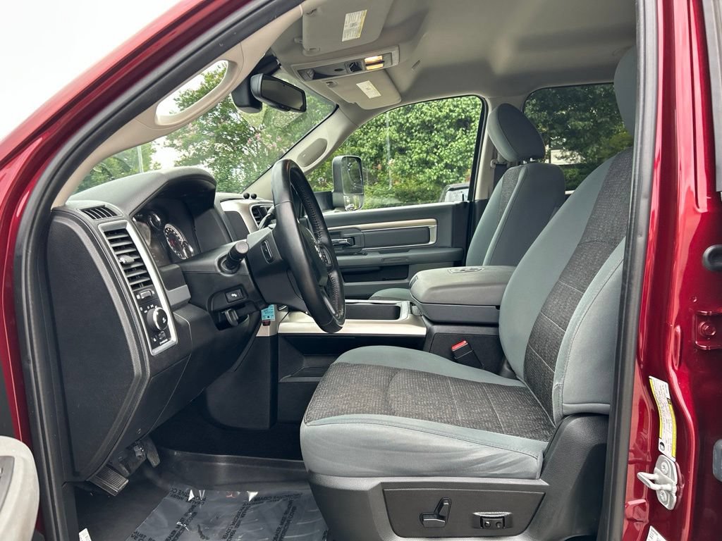 Used 2018 RAM 3500 Big Horn AWD/4WD image 18