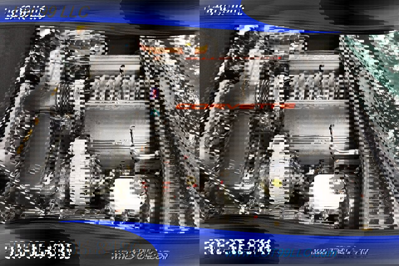 Used 2004 Chevrolet Corvette Coupe w/ Preferred Equipment Group image 18