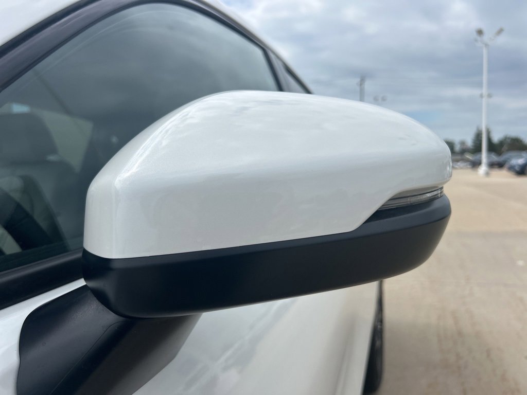New 2026 Honda HR-V EX-L image 4