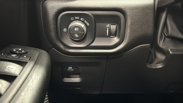 Used 2023 RAM 1500 Big Horn AWD/4WD image 29