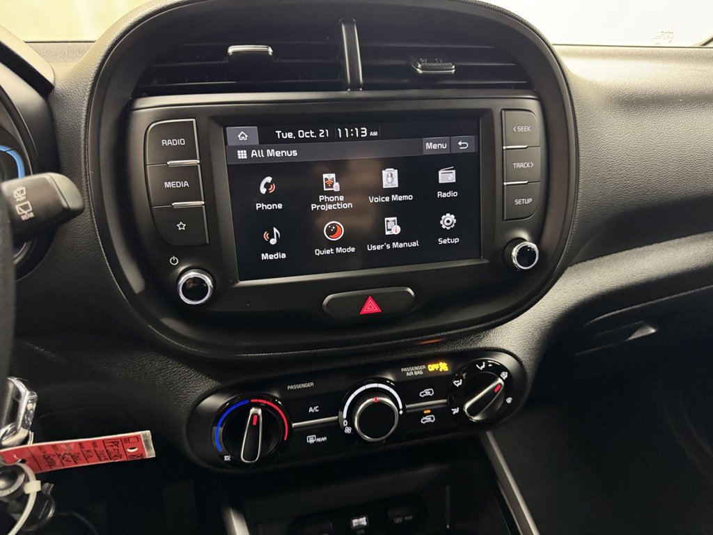 Used 2025 Kia Soul LX w/ LX Technology Package image 23