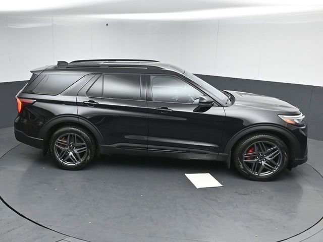 Certified 2025 Ford Explorer ST AWD/4WD image 53