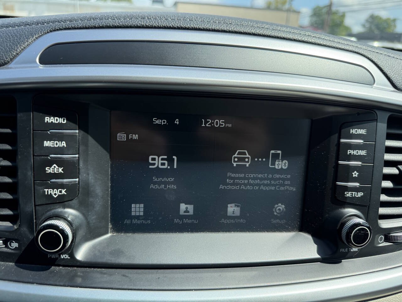 Used 2020 Kia Sorento S AWD/4WD image 23