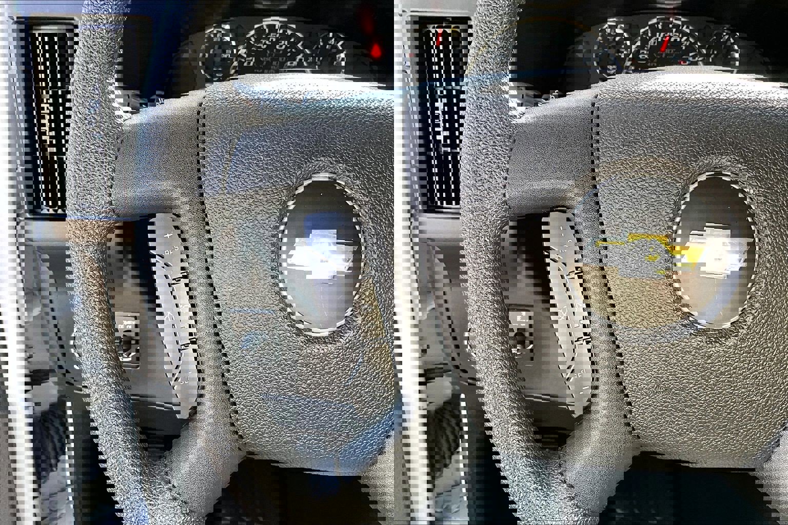 Certified 2024 Chevrolet Express 2500 w/ Driver Convenience Package image 16