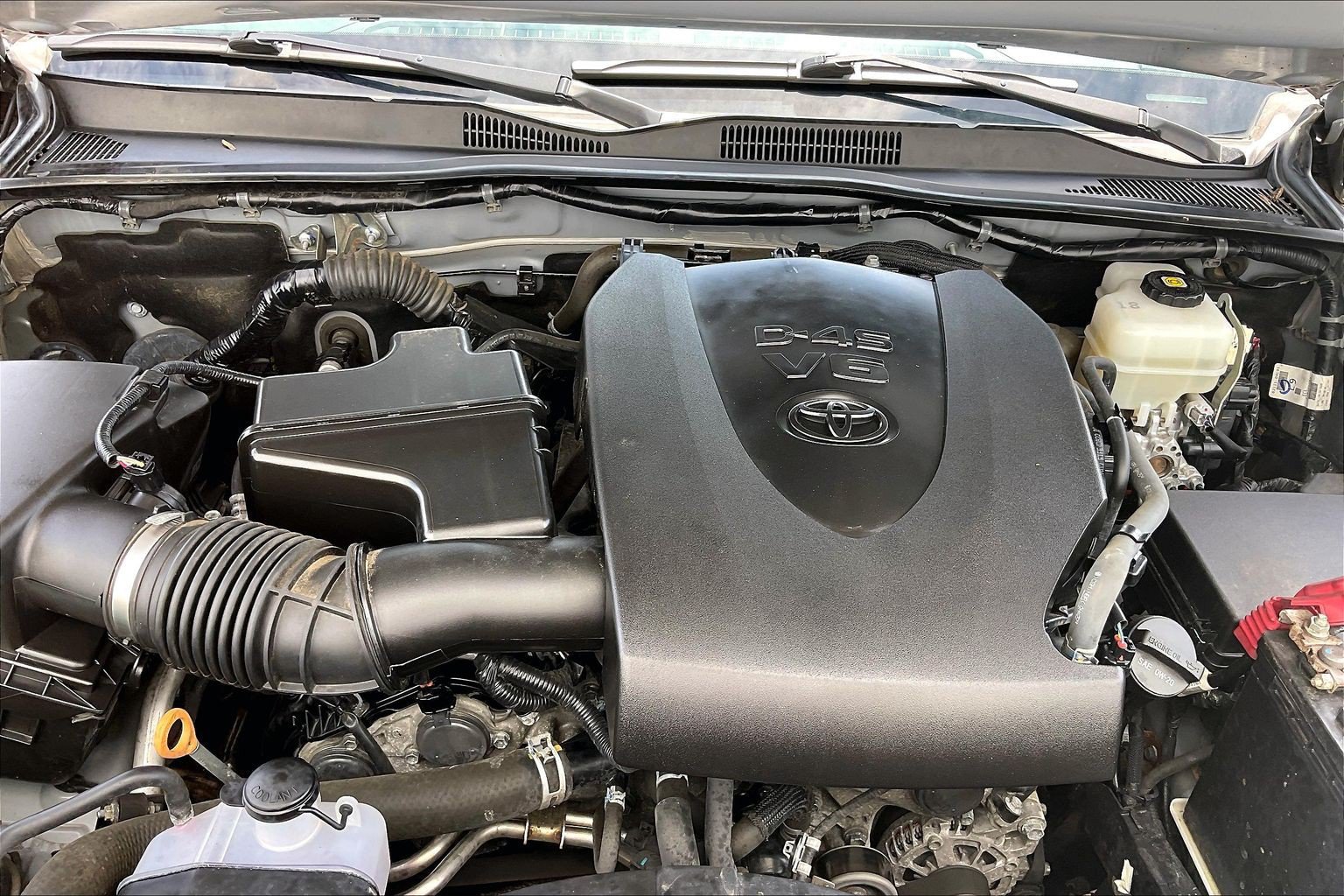 Used 2021 Toyota Tacoma TRD Off-Road AWD/4WD image 13