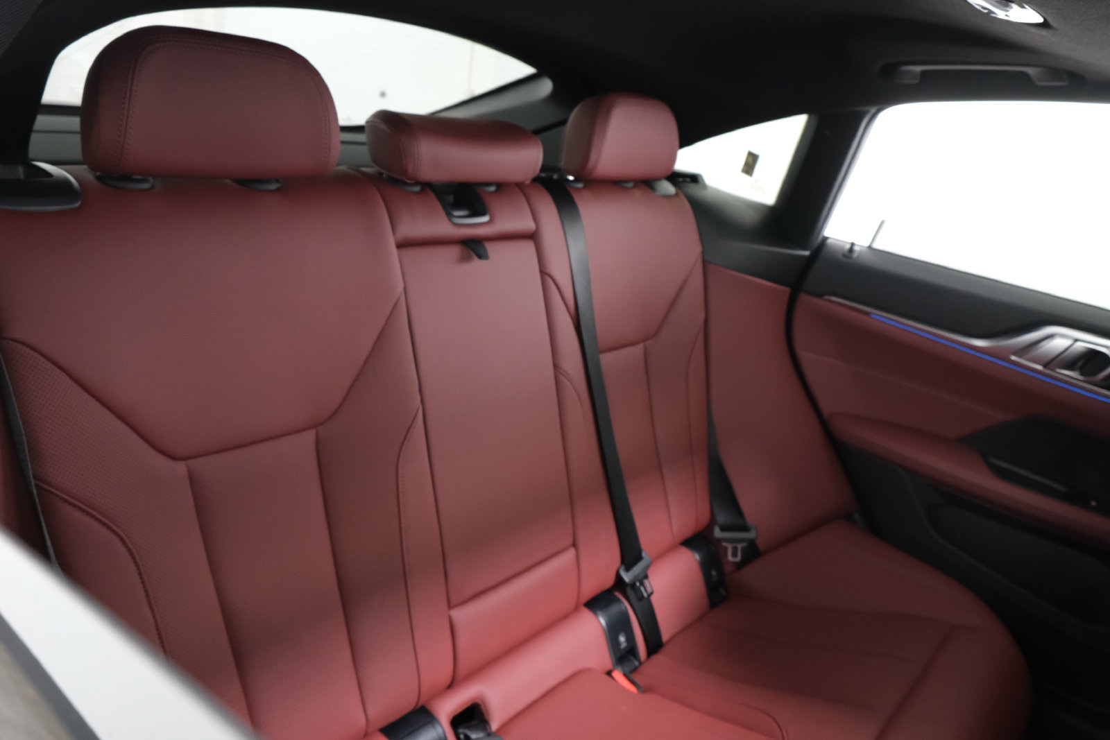 Used 2024 BMW i4 eDrive35 w/ Premium Package RWD image 35