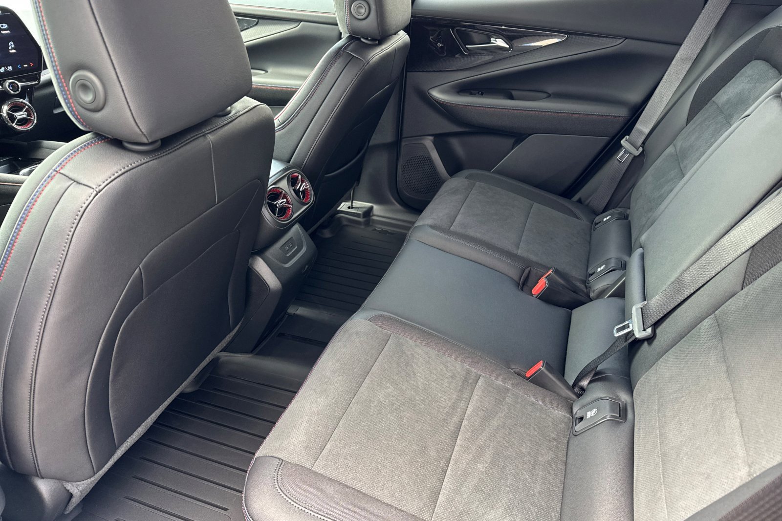 New 2025 Chevrolet Blazer EV RS image 12