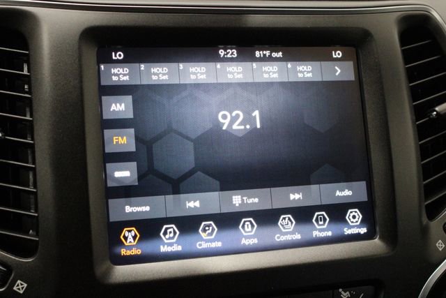 Used 2022 Jeep Cherokee Trailhawk image 31