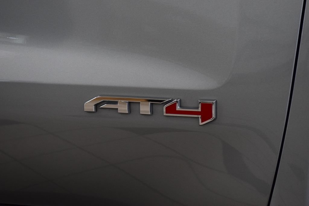 Used 2023 GMC Sierra 1500 AT4 w/ Technology Package AWD/4WD image 16