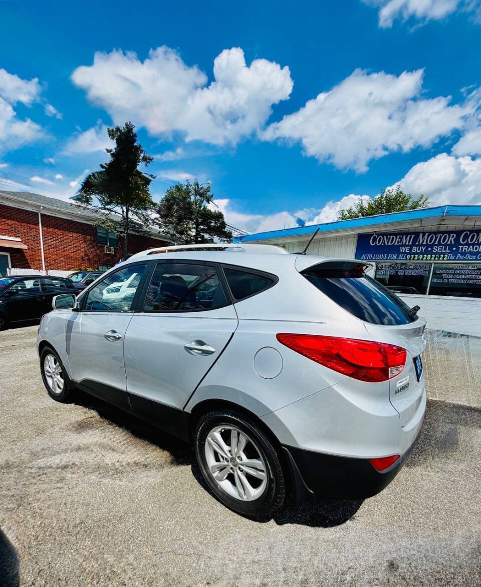 Used 2011 Hyundai Tucson GLS AWD/4WD image 7