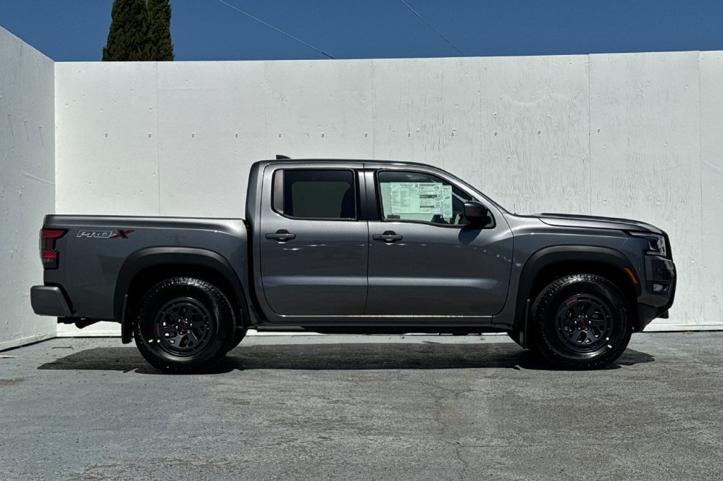 New 2026 Nissan Frontier Pro-X w/ Tow Package RWD image 3