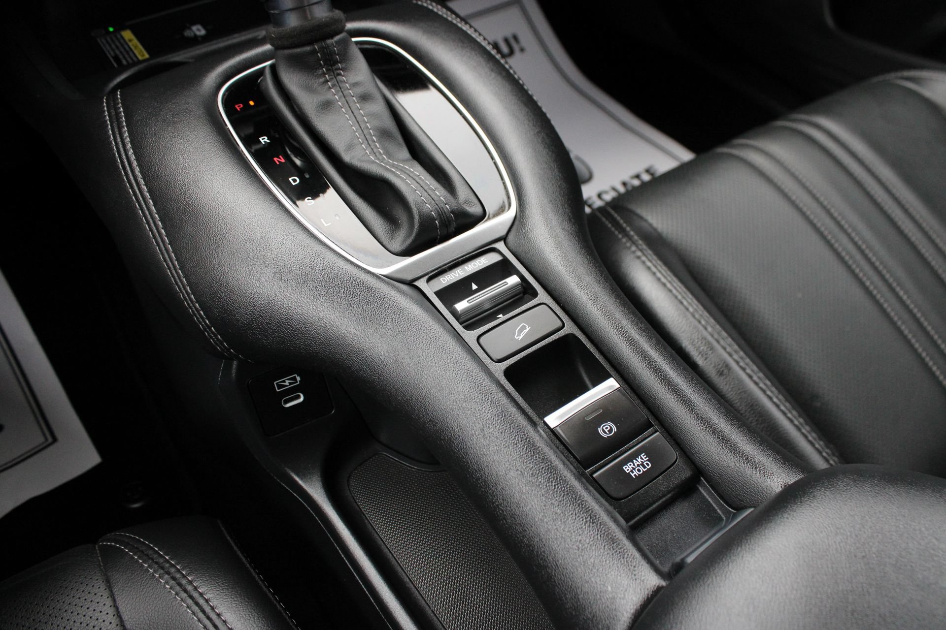 Used 2025 Honda HR-V EX-L image 45