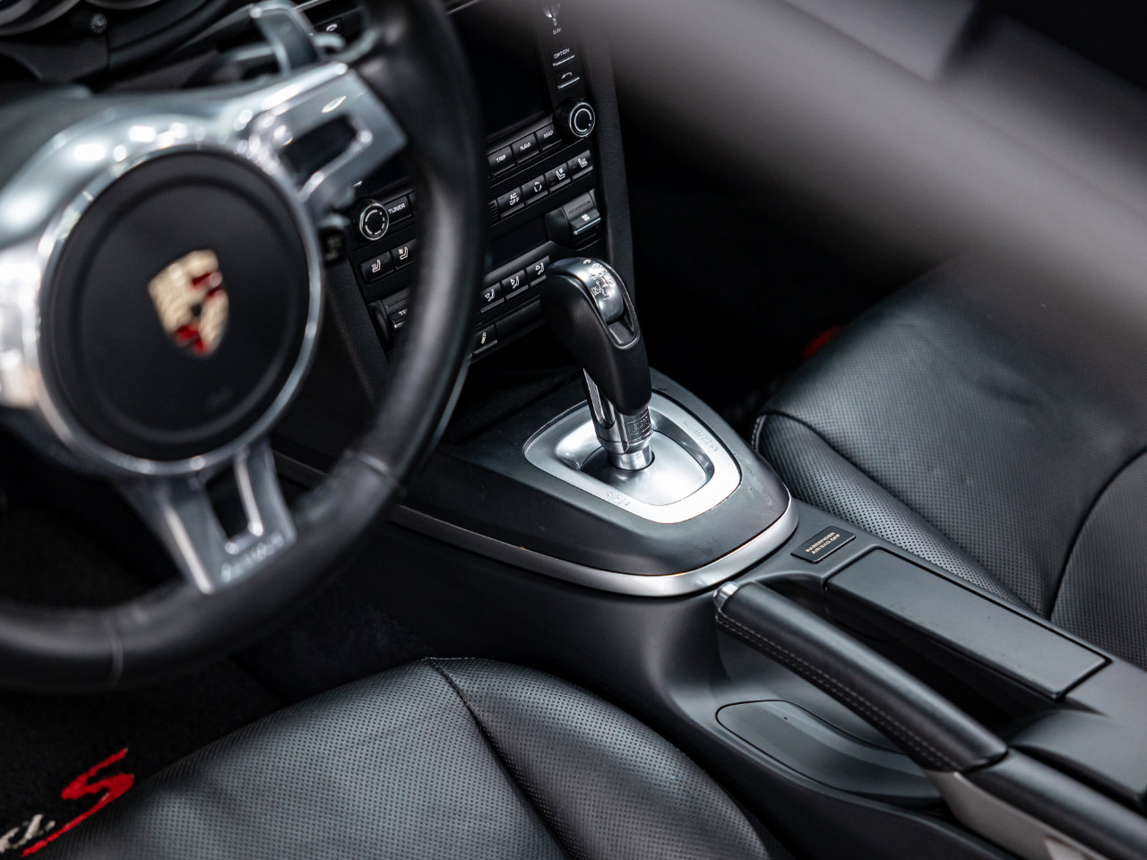 Used 2011 Porsche 911 Carrera S image 8