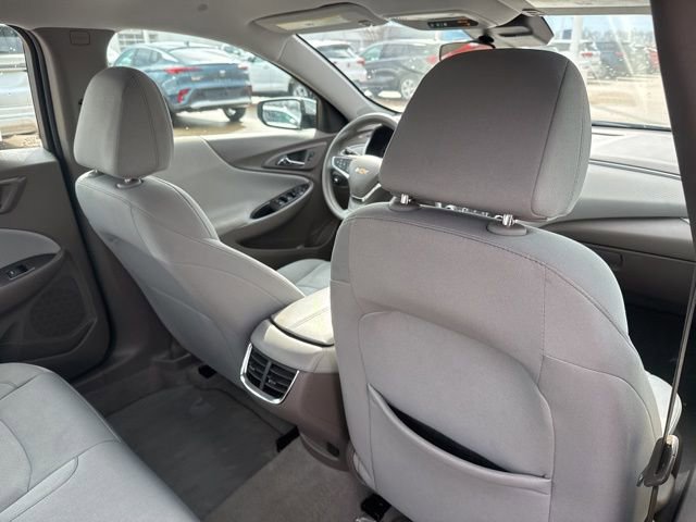 Used 2024 Chevrolet Malibu LT image 42