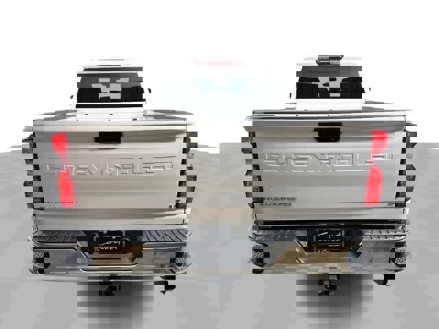 Used 2025 Chevrolet Silverado 2500 LT w/ Convenience Package image 9