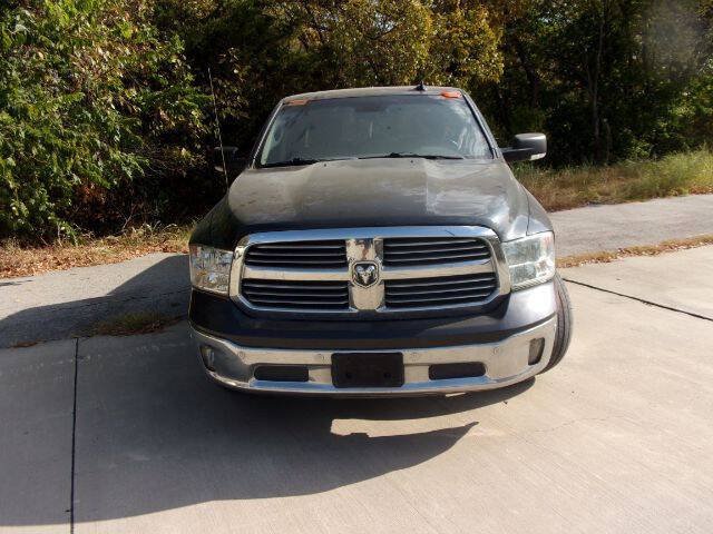 Used 2016 RAM 1500 Lone Star RWD image 1